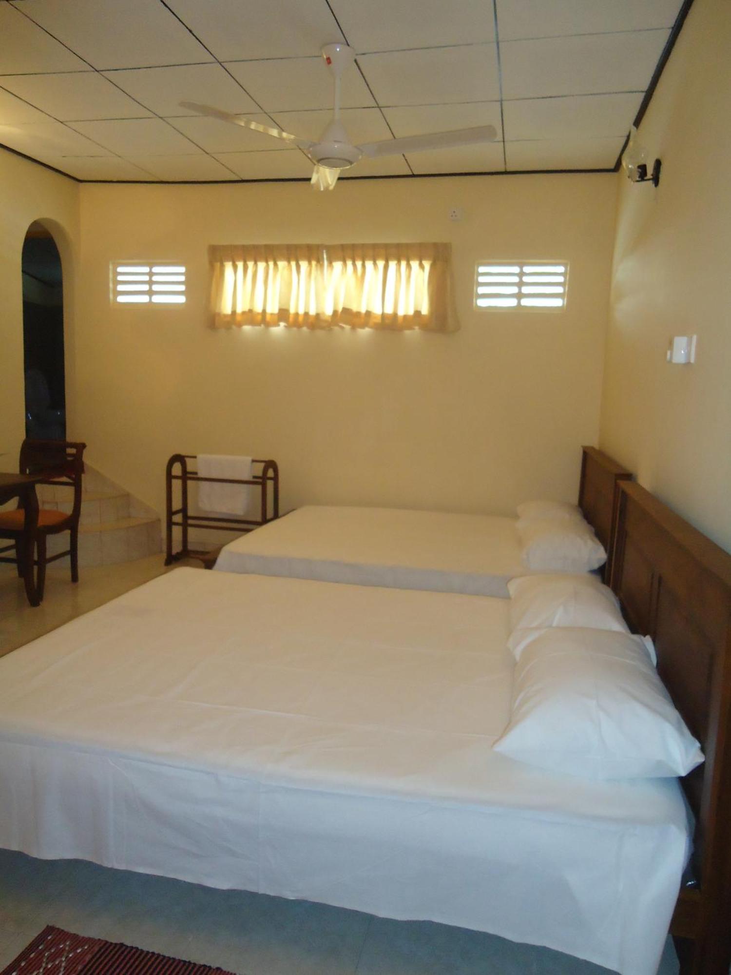 Guest House Kaduwela Exterior foto